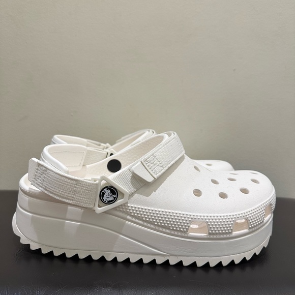 NWT Women's Crocs Classic Hiker Clog Shoes White/White - Picture 2 of 5